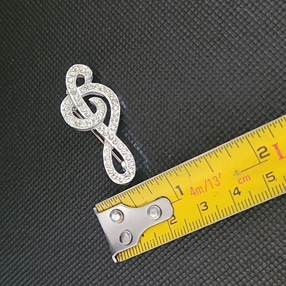 VINTAGE Rhinestone Treble Clef Music Note Brooch - Picture 10 of 12